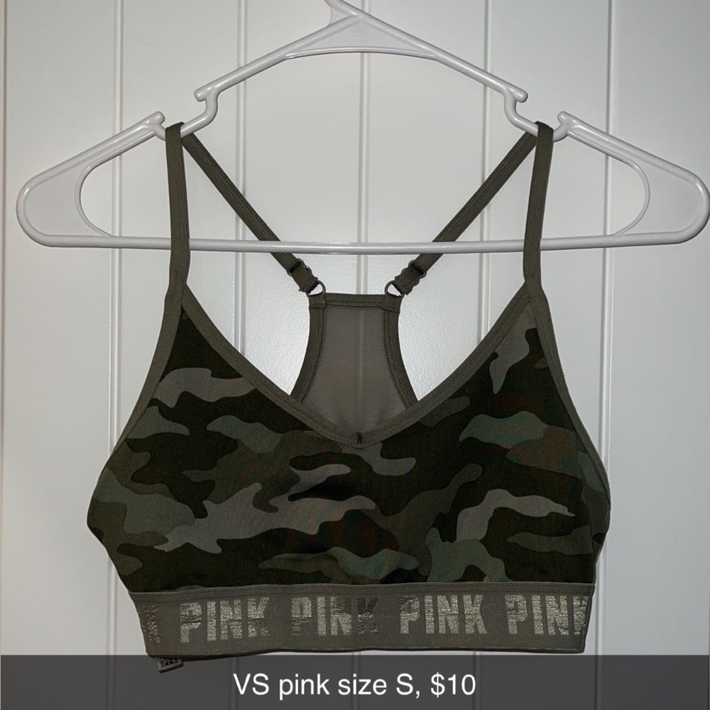 CLOTHES BUNDLE✨ - Picture 7 of 16